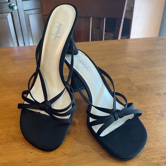 Size 6.5 Jacqueline Ferrar black strappy elegant 3" high heeled sandals - Picture 2 of 11